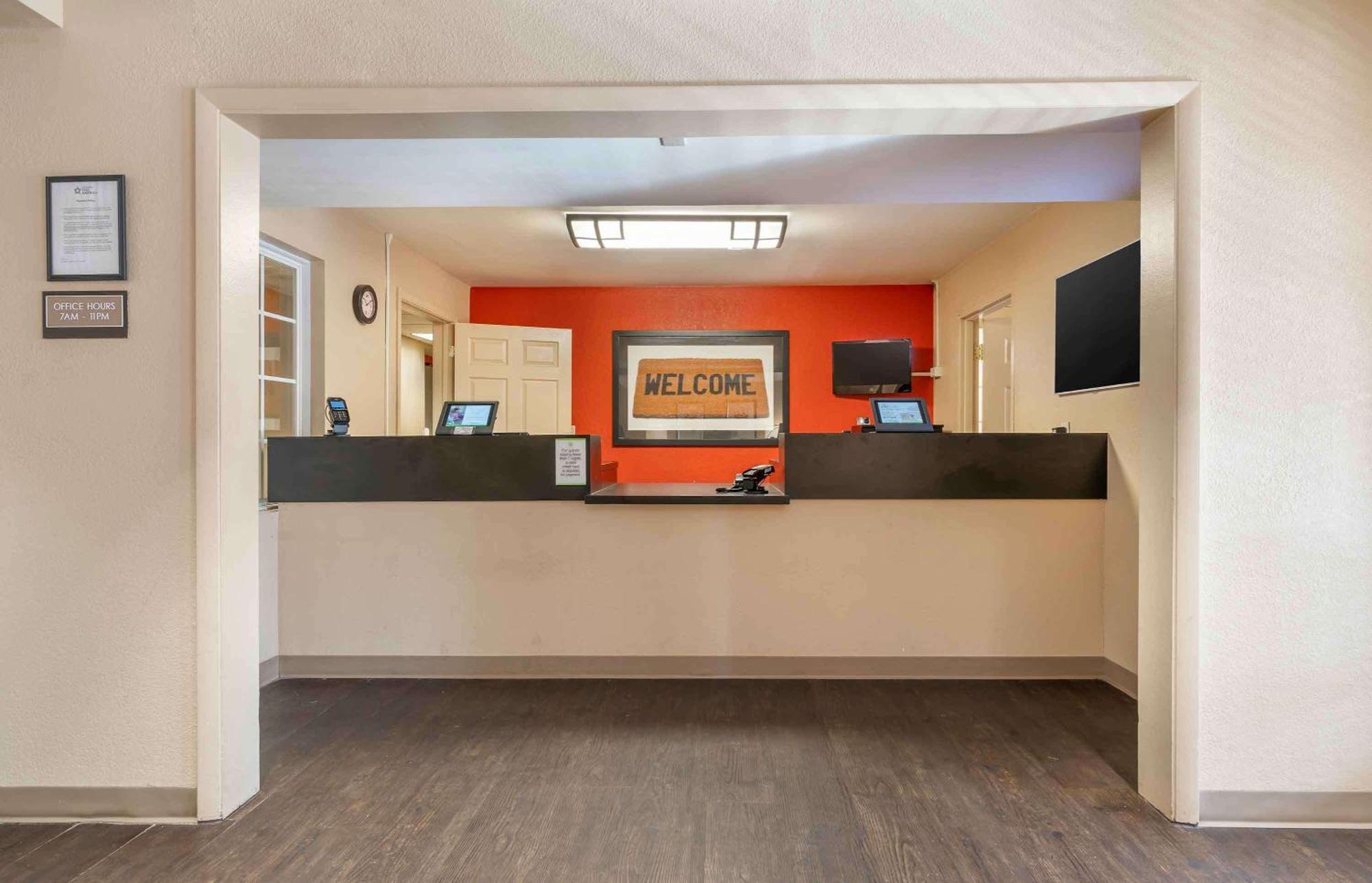 Extended Stay America Suites - Louisville - Alliant Avenue Eksteriør billede