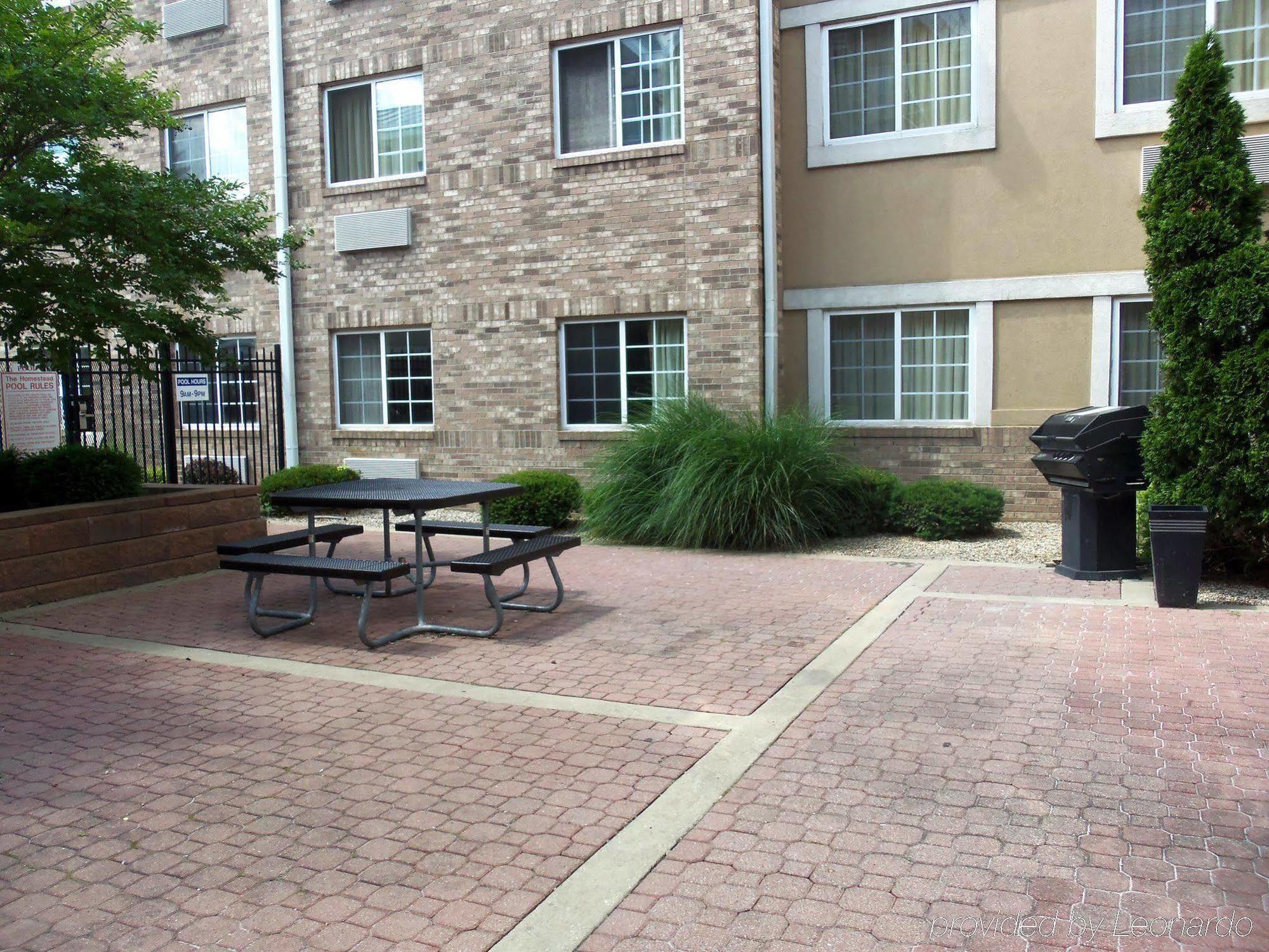 Extended Stay America Suites - Louisville - Alliant Avenue Eksteriør billede